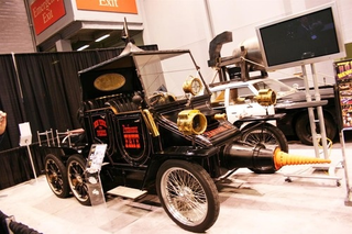 Illustration for article titled Apocalypse Vehicles Of The Chicago Auto Show
